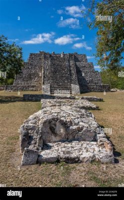 การล่มสลายของMayapan: ศูนย์กลางอารยธรรมมายันในยุคหลังคลาสสิกและการเปลี่ยนแปลงทางสังคม